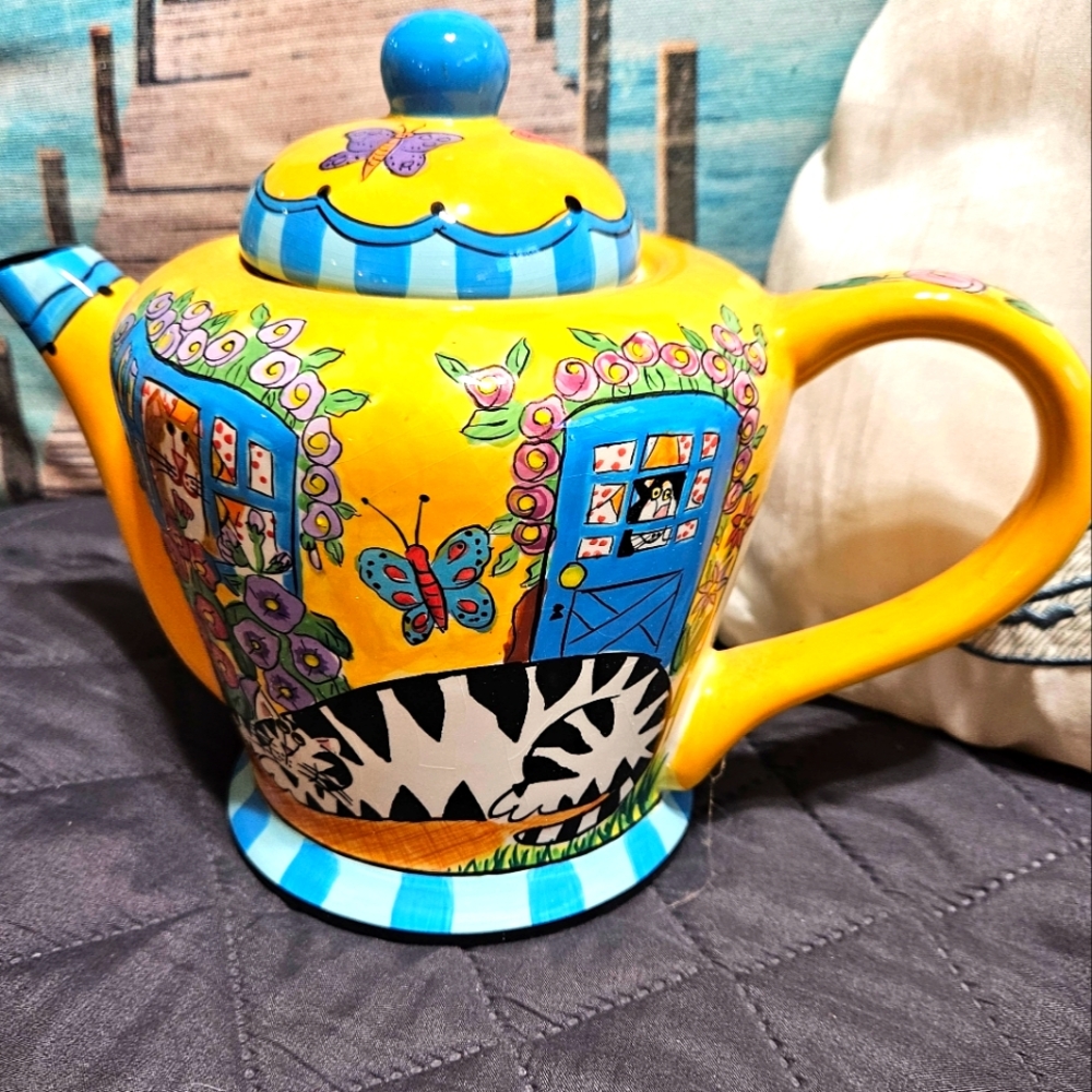 Candice Reiter Catzilla Teapot
